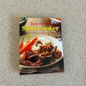 Taste of Home Green Slow Cooker Recipe Book